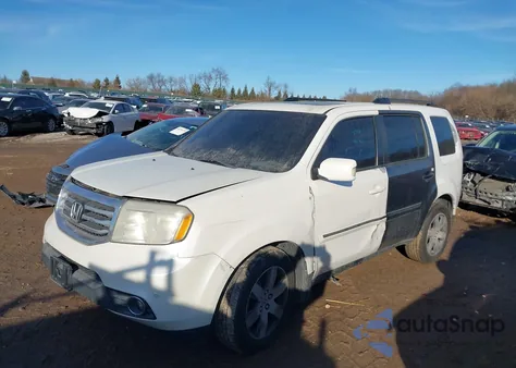 2013 Honda Pilot Touring z USA, uszkodzony, nr VIN 5FNYF4H97DB052941